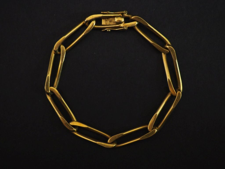 Bracelet gourmette en or jaune 750, maillons ovales.  Long. 18,5 cm Po