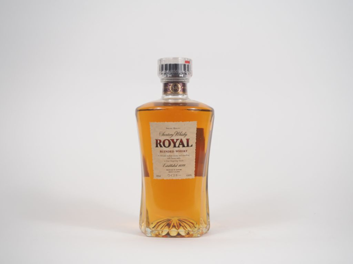 SUNTORY ROYAL 70 cl - 43 %