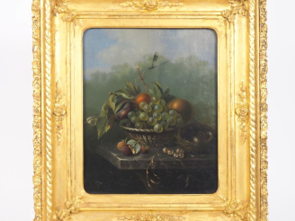 Vente aux enchères Ecole du Nord début XIXème. "nature morte à la corbeille de fruits, au
