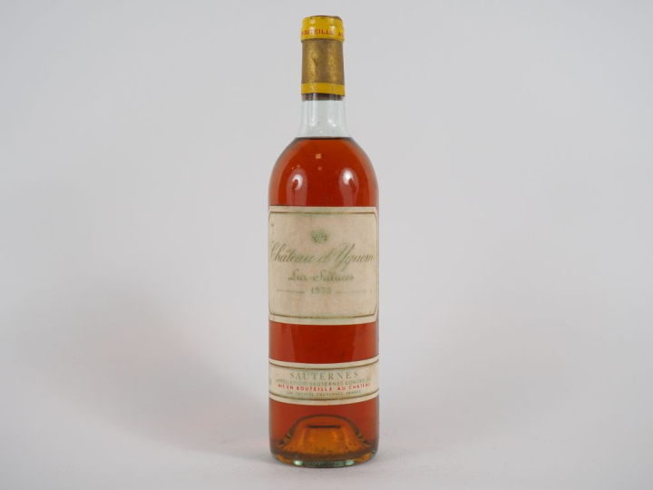 1 BOUTEILLE CHÂTEAU D'YQUEM 1er CCS SAUTERNES - 1975 - LB/EF