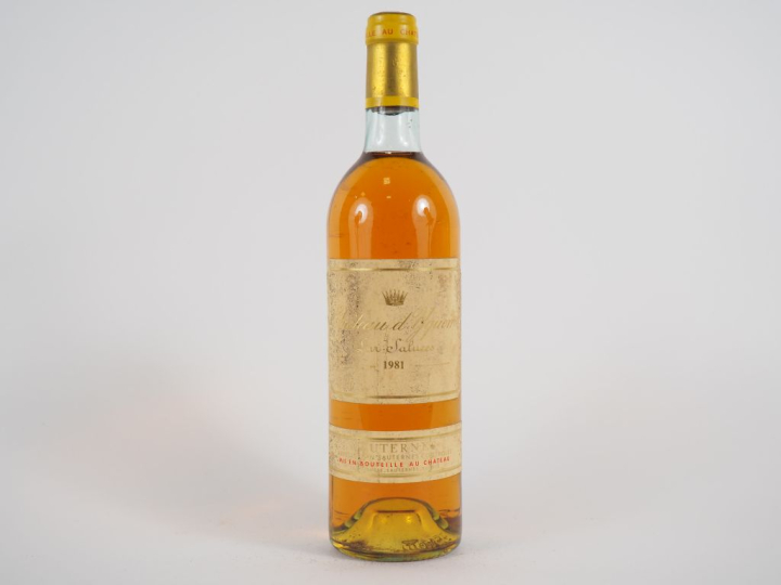 1 BOUTEILLE CHÂTEAU D'YQUEM 1er CCS SAUTERNES - 1981 - BG/ES
