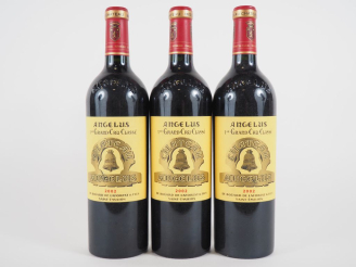 Vente aux enchères 3 BOUTEILLES CHÂTEAU ANGÉLUS 1er GCC ST ÉMILION - 2002