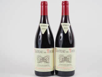 Vente aux enchères 2 BOUTEILLES CHÂTEAU DES TOURS 'RÉSERVE' EMMANUEL REYNAUD - 2019