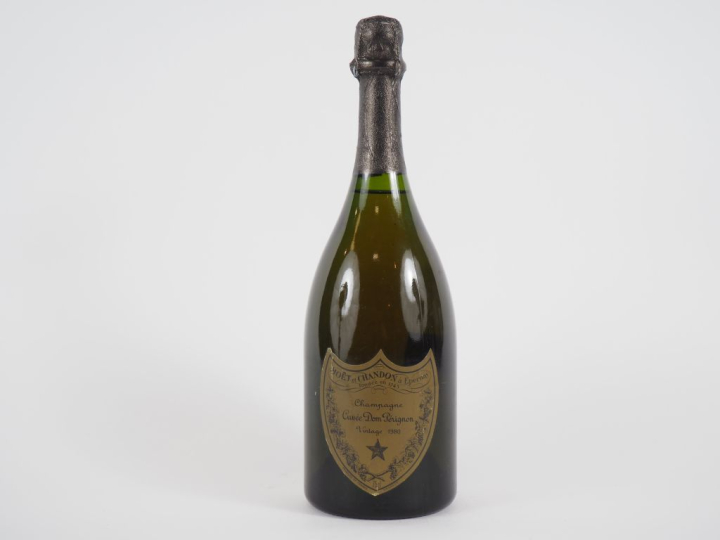 1 BOUTEIILLE CHAMPAGNE DOM PÉRIGNON - 1980 - 1 CM SOUS LA COIFFE/ETLA