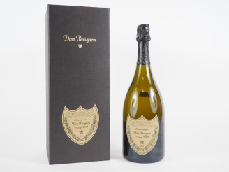 Vente aux enchères 1 BOUTEILLE CHAMPAGNE DOM PÉRIGNON - 2009 - COFFRET