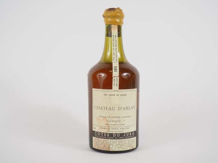 1 BOUTEILLE CHÂTEAU D'ARLAY COMTE R. DE LAGUICHE - 1976 - ET