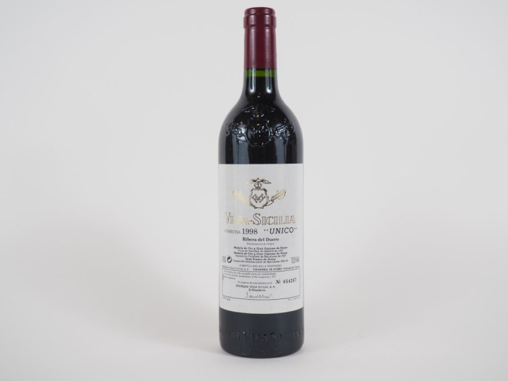 1 BOUTEILLE VEGA SICILIA 'UNICO' RIBERA DEL DUERO - 1998