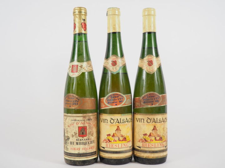3 BOUTEILLES : 1 TOKAY BERNARD HUMBRECHT 1983 - 2 RIESLING LOUIS GISSE