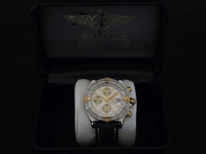 BREITLING 1884, Chronomat Evolution Ref. A13356 Montre chronographe en