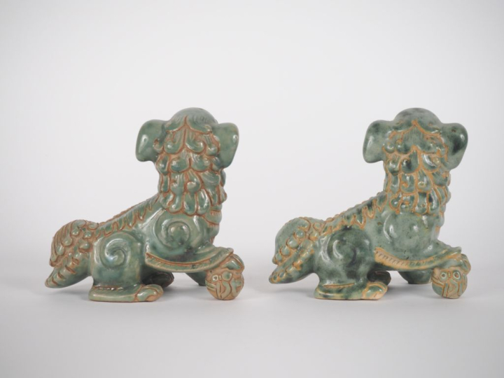 Vietnam, école de Bien Hoa, vers 1930, Paire de lions bouddhiques, en 