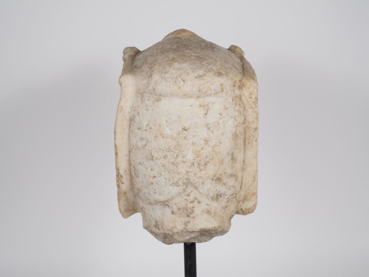 Chine du Sud, XVIIème XVIIIème. Tête de bouddha en pierre blanche, le 