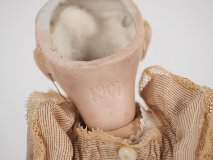Bébé Jumeau période SFBJ marqué 1907 1, tête porcelaine bouche ouverte