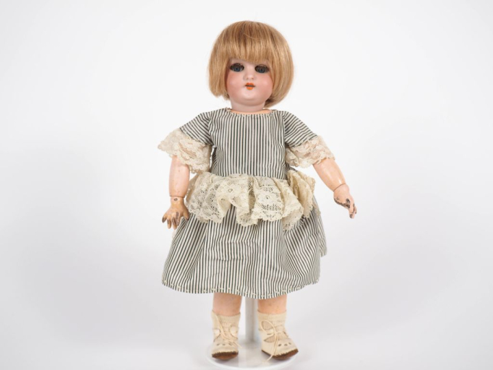 Poupée allemande Simon   Halbig moule 1079 taille 3 tête porcelaine bo