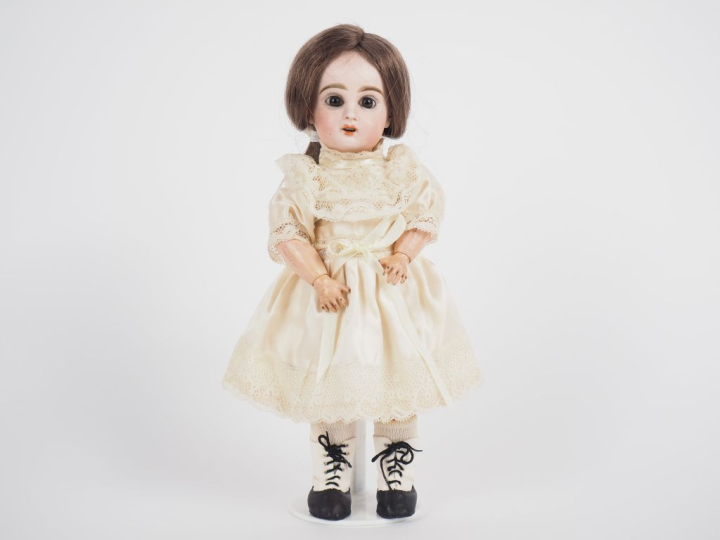 Poupée type Bleuette Jumeau marqué 2 en creux sur la tête la tête porc