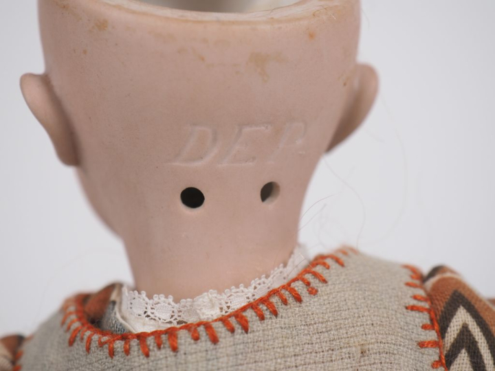 Poupée de fabrication allemande Simon   Halbig tête porcelaine maquée 