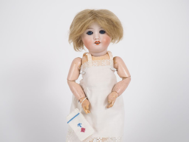  Jolie poupée SFBJ moule 60 de 1923 tête porcelaine bouche ouverte ave