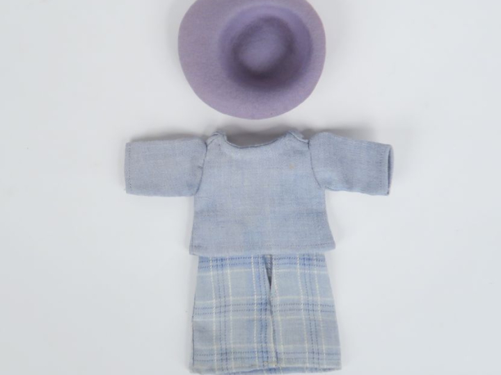 « Lavandou », tailleur lavande complet taille robe et veste avec chape