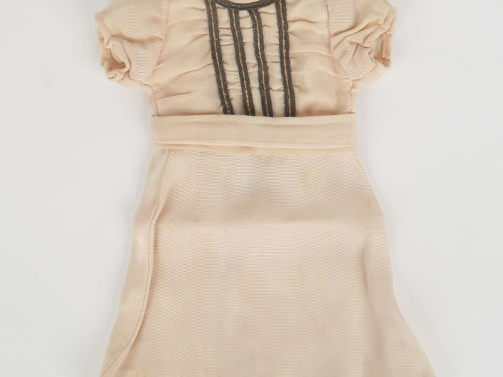 « Elisabeth », robe de cérémonie. Robe de soirée qui rend hommage à la