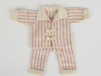 Vente aux enchères « Huit heures », pyjama. Bel état. 1930-1931
