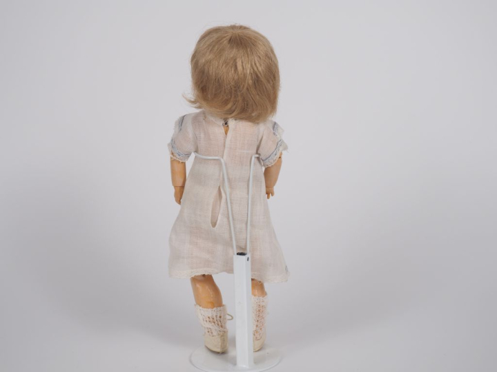 Poupée type Bleuette SFBJ 60 8/0 tête porcelaine bouche ouverte  yeux 