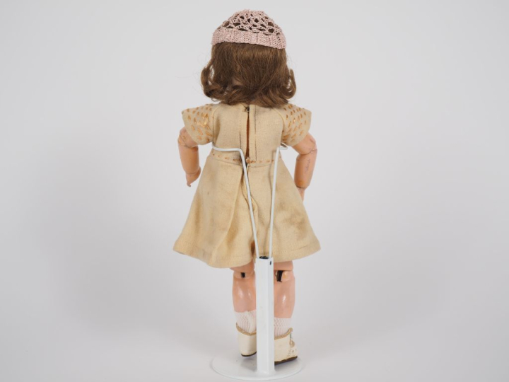 Très jolie poupée Bleuette Unisfrance tête porcelaine bouche ouverte a