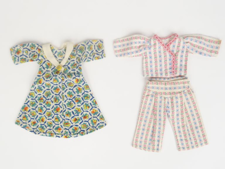 « Chez soi ». Bel état 1949. On y joint « Bonsoir » pyjama 1948-49  Ga