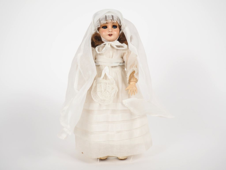 Poupée Bleuette Unisfrance tête porcelaine bouche ouverte yeux bascula