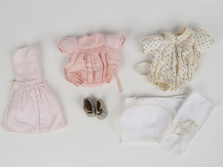 Lot de vêtements Bambino « Enfantillage » GL 1953, une paire de chauss