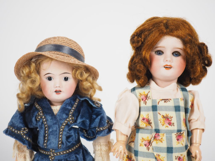  Lot de 2 poupées : Bleuette SFBJ 60 8/0 restaurée. Taille 27 cm. Très