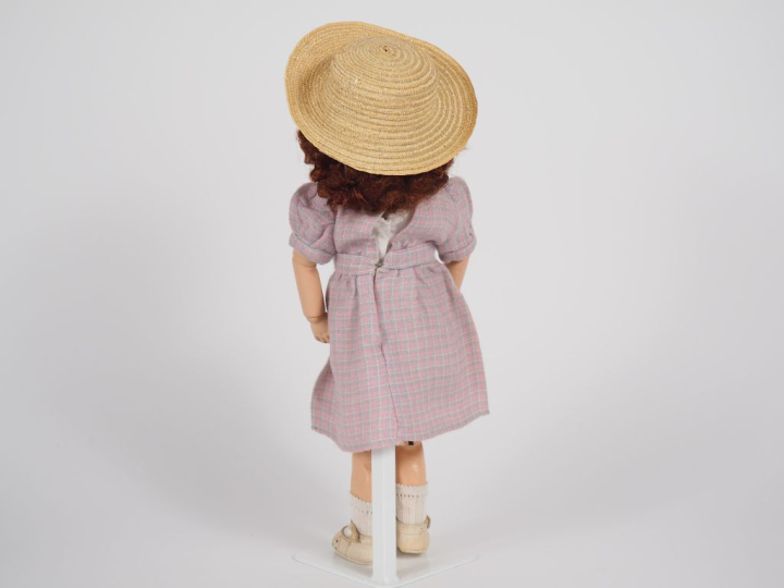 Très jolie poupée Rosette tête porcelaine Unisfrance taille 3 bouche o
