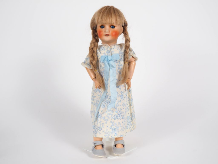 Poupée Rosette tête porcelaine moule 301 Unisfrance taille 3 bouche ou