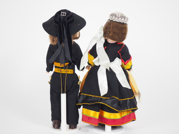 Couple de petites poupées Jumeau période SFBJ 1907 tête porcelaine bou
