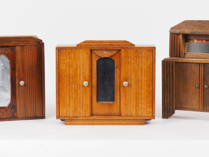 Lot de divers mobilier taille Bleuette