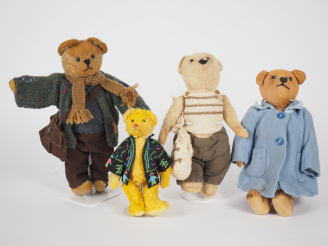 Vente aux enchères Lot d’ours en peluche en état d’usage dont certains anciens taille de 