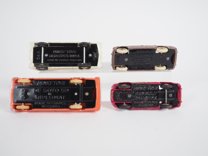 Dinky toys France lot de 4 miniatures au 1/43e dont : Dauphine 34 E , 