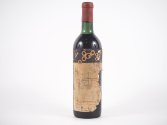 Vente aux enchères 1 BOUTEILLE CHÂTEAU MOUTON ROTHSCHILD 1er GCC PAUILLAC - 1967 - BG/ETA