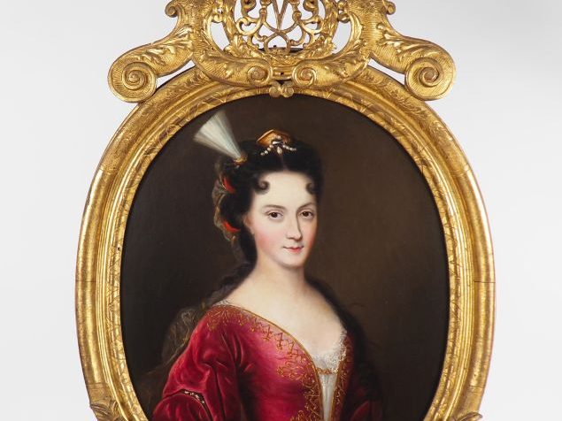 Ecole française début XVIIIème.  "portrait d'élégante à l'aigrette" Hu