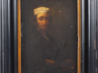 Vente aux enchères Ecole française fin XIXème. "Portrait d'homme à la coiffe blanche".  H