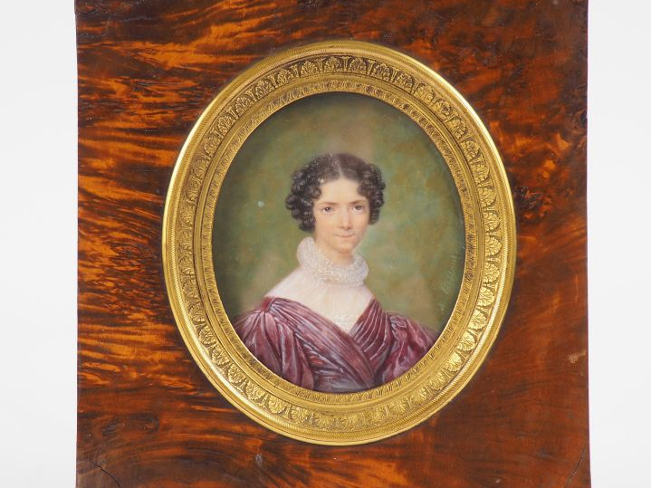 A. POISSANT.  Ecole française XIXème "portrait de jeune femme à la rob