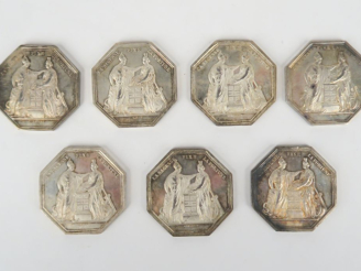 Vente aux enchères 7 jetons en argent de la banque de France, An VIII. Poids.173,26 g.