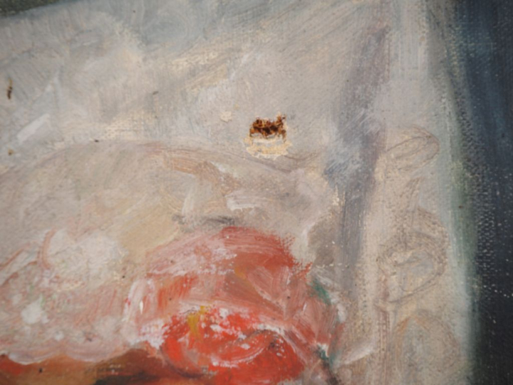 K.E BIORN. "Jeune femme à la mantille". Huile sur toile, signée en bas