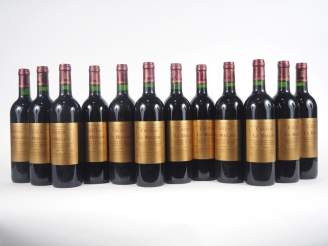 Vente aux enchères 12 BOUTEILLES CHÂTEAU LA MOULINE CB MOULIS EN MÉDOC - 1999 - CBO