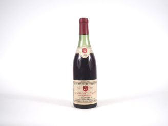 Vente aux enchères 1 BOUTEILLE CLOS VOUGEOT J.FAIVELEY - 1961 - 4,1 CM 