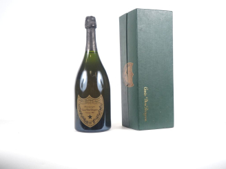 Vente aux enchères 1 MAGNUM CHAMPAGNE DOM PÉRIGNON - 1983 