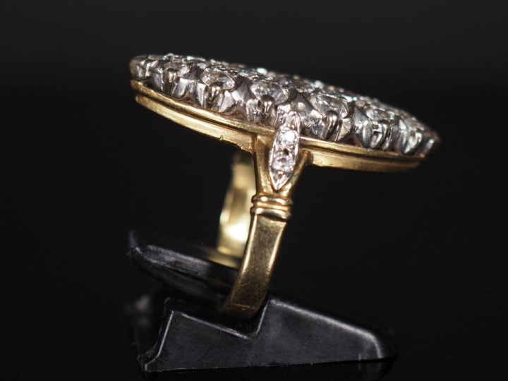 Bague de forme marquise en or jaune 750 et imitation diamants TDD 52  
