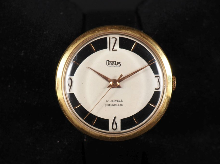 ORGUS, Incabloc Montre bracelet en métal doré ou plaqué or.  Cadran ro