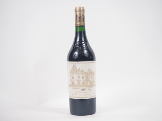 Vente aux enchères 1 BOUTEILLE CHÂTEAU HAUT BRION 1er GCC GRAVES - 1987 - ETLA