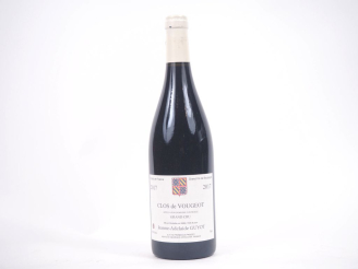 Vente aux enchères 1 BOUTEILLE CLOS DE VOUGEOT GC DOMAINE J. A. GUYOT - 2017 - CAPS TRÈS 
