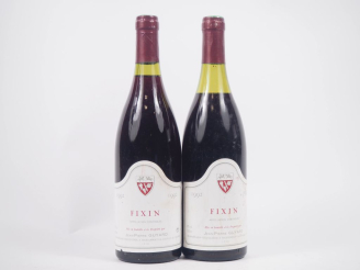 Vente aux enchères 2 BOUTEILLES FIXIN JEAN PIERRE GUYARD - 1992 - 1 à 3,6 CM 