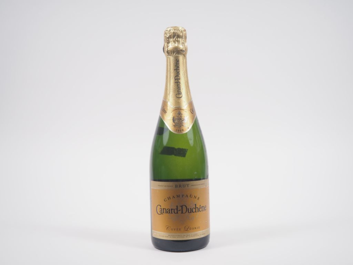 1 BOUTEILLE CHAMPAGNE CANARD DUCHÊNE "CUVÉE LÉONIE"